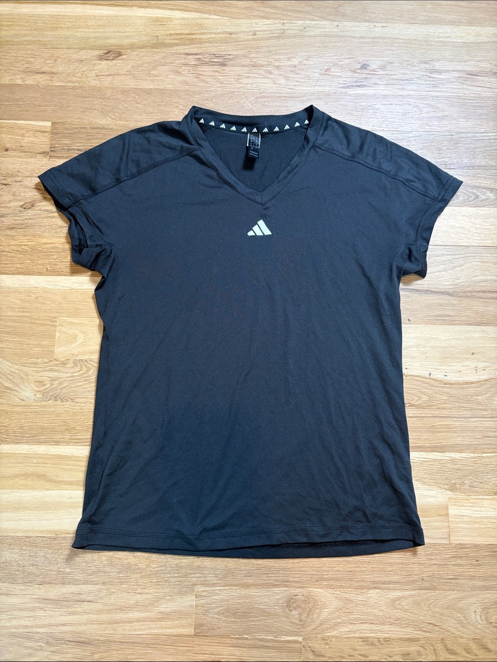 Adidas Aeroready Black V-neck Short Sleeve Athletic Tee